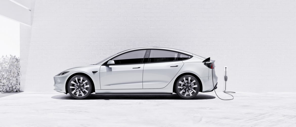 Tesla ar putea intra într-un parteneriat strategic cu dealerii auto