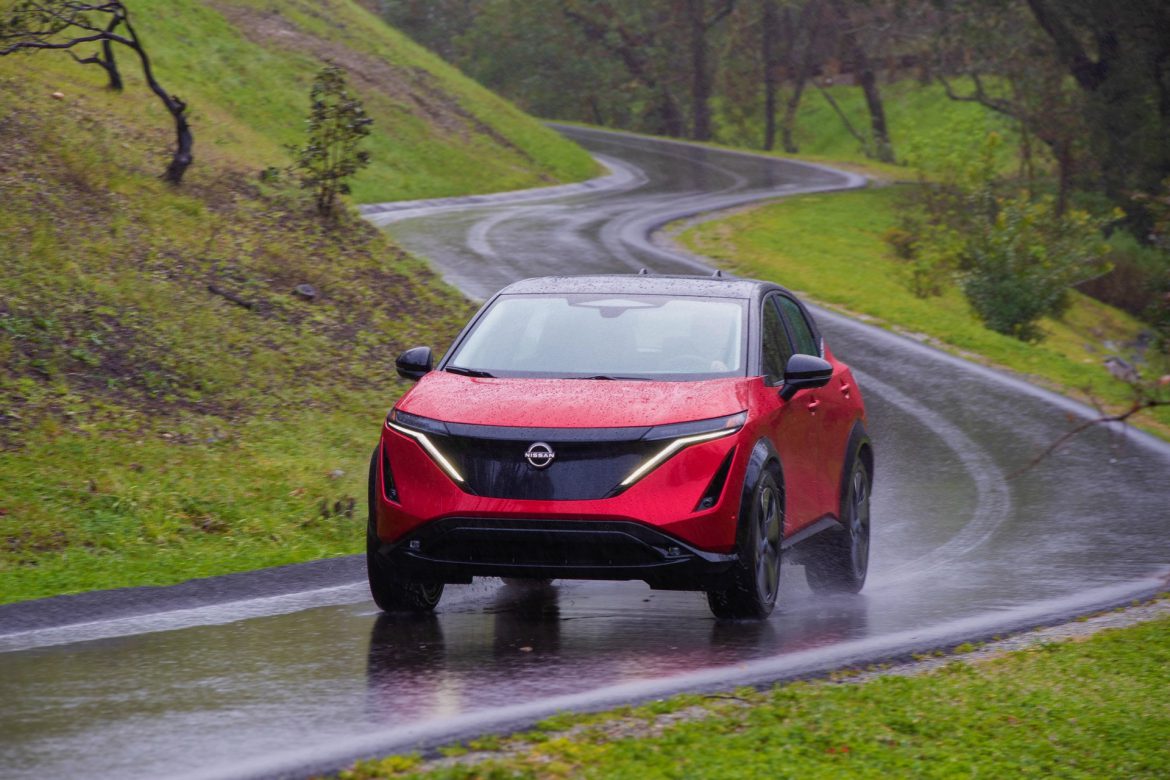 “Nissan e-4orce: Tehnologia de Curse Influentează Mașinile Electrice de Serie”